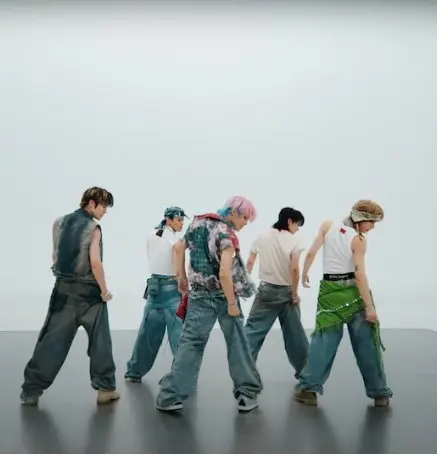 NCT U – Baggy Jeans